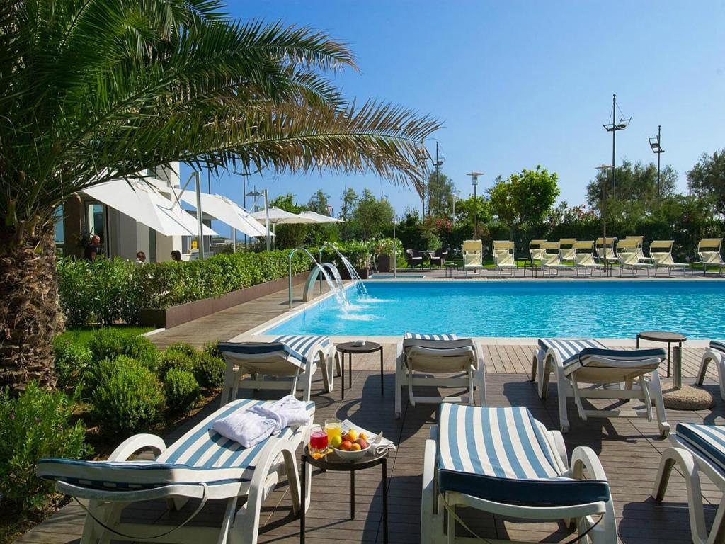 Hotel Sarti Riccione Exterior foto